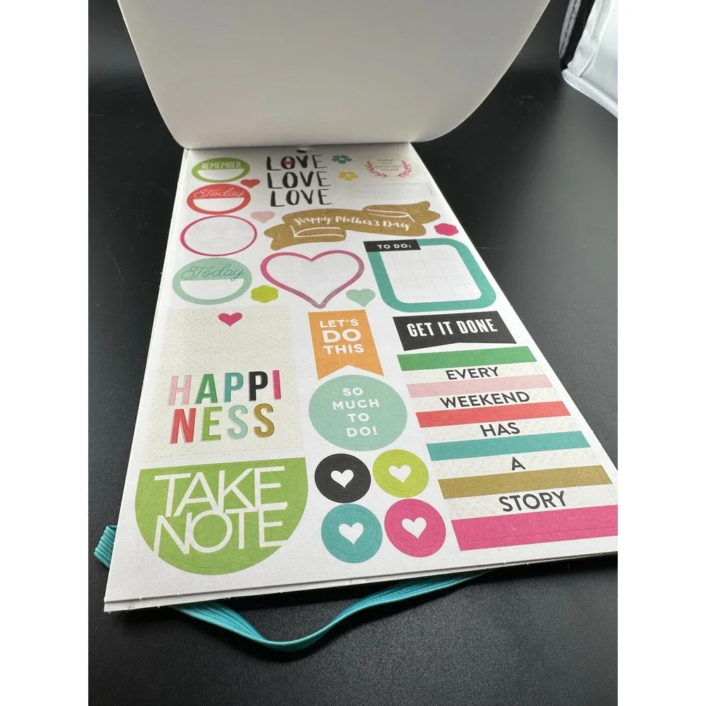 Erin Condren‎ The Happy Planner Seasonal Sticker Book 1557 pieces 90% complete